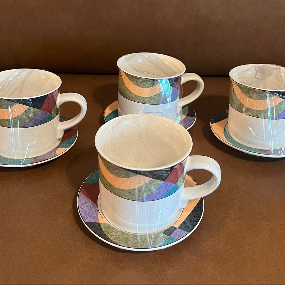 Set of 4 Mikasa Studio Nova Impulse Coffee Cup and Saucer